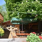 Gasthaus Und Pension Halli-Galli
